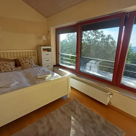 Apartmán Green Family House *